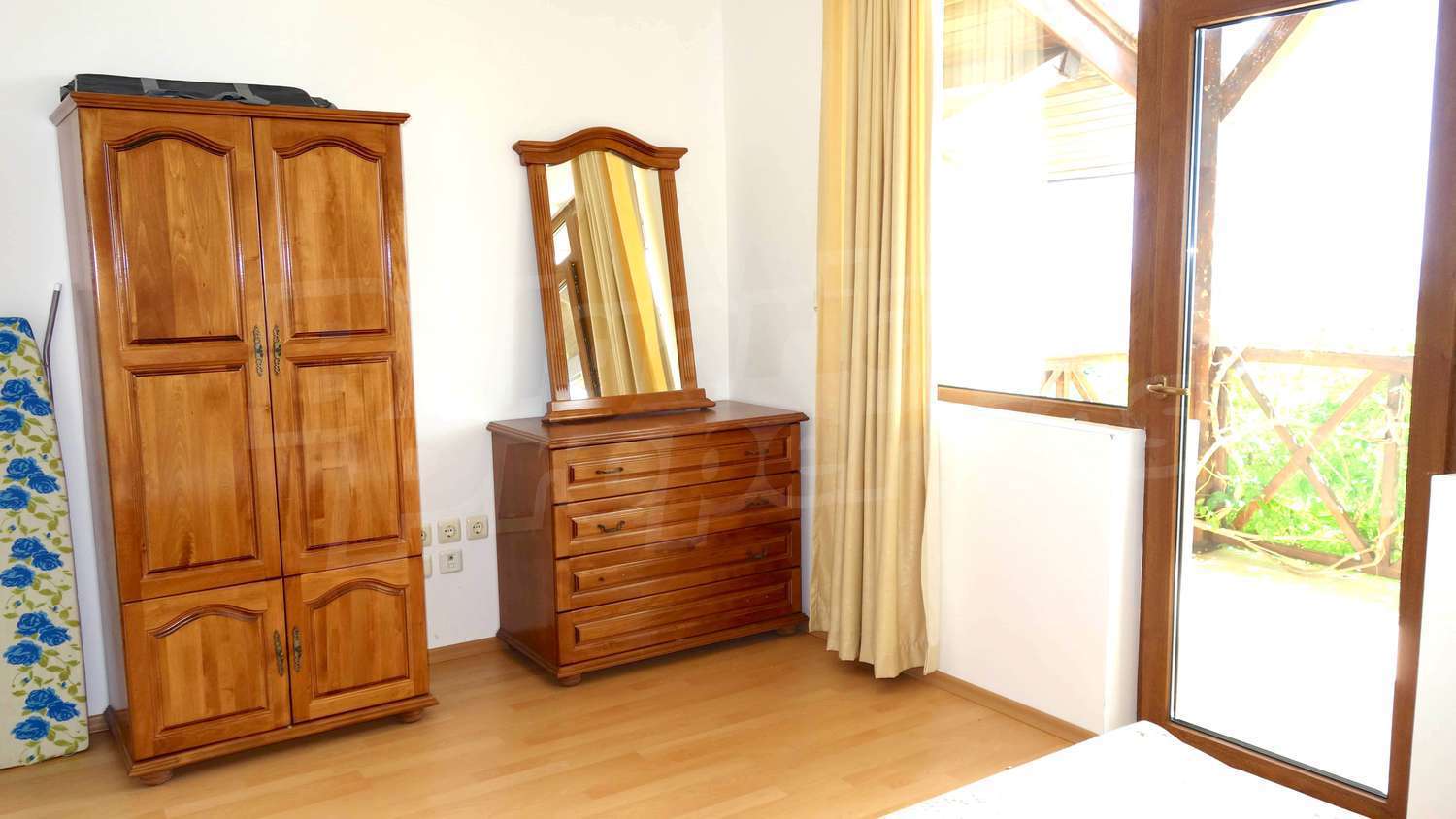 Gallery Picture 29