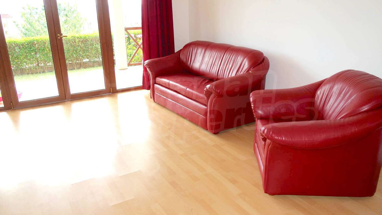 Gallery Picture 9