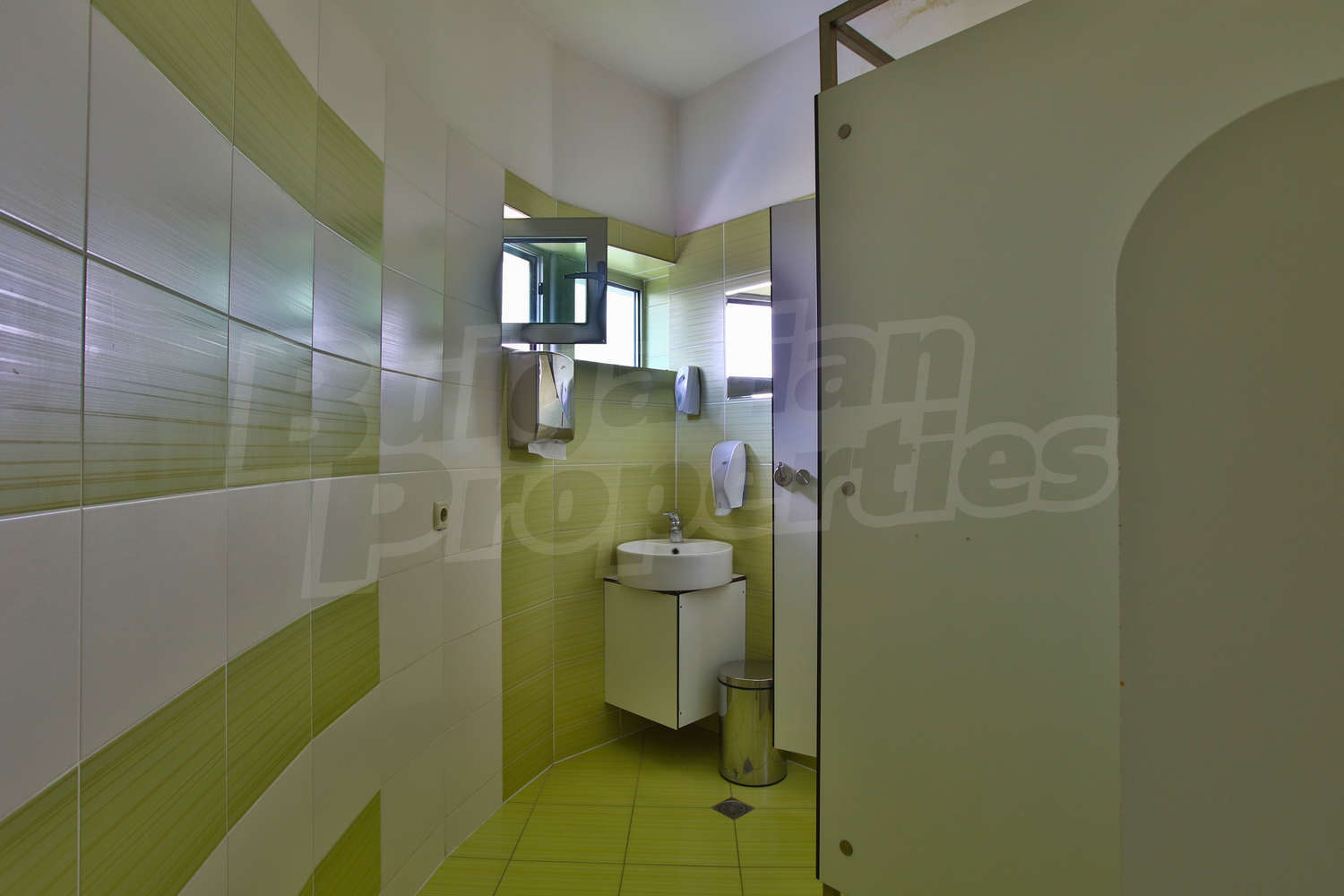 Gallery Picture 25