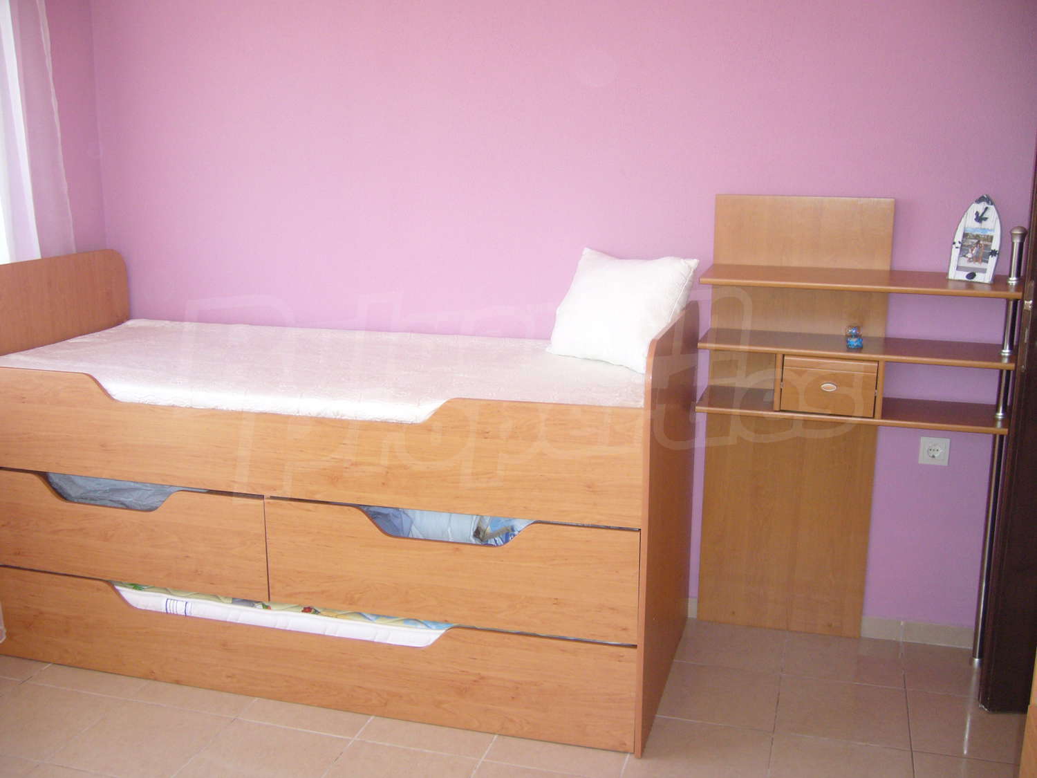 Gallery Picture 6