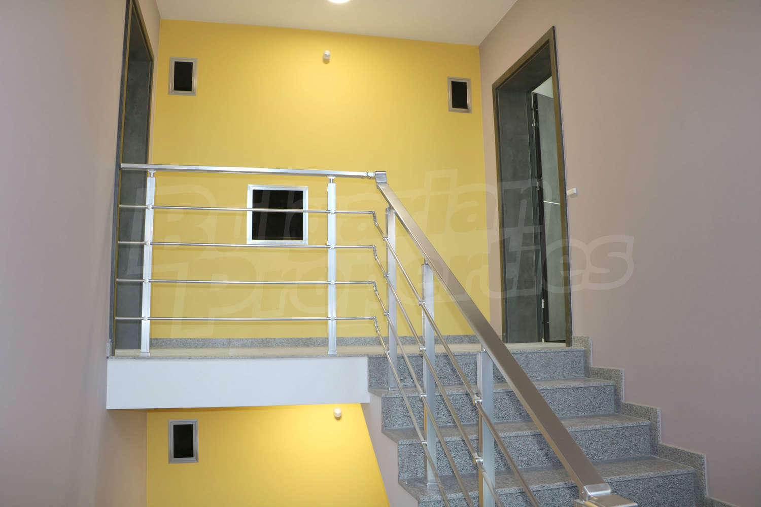 Gallery Picture 7