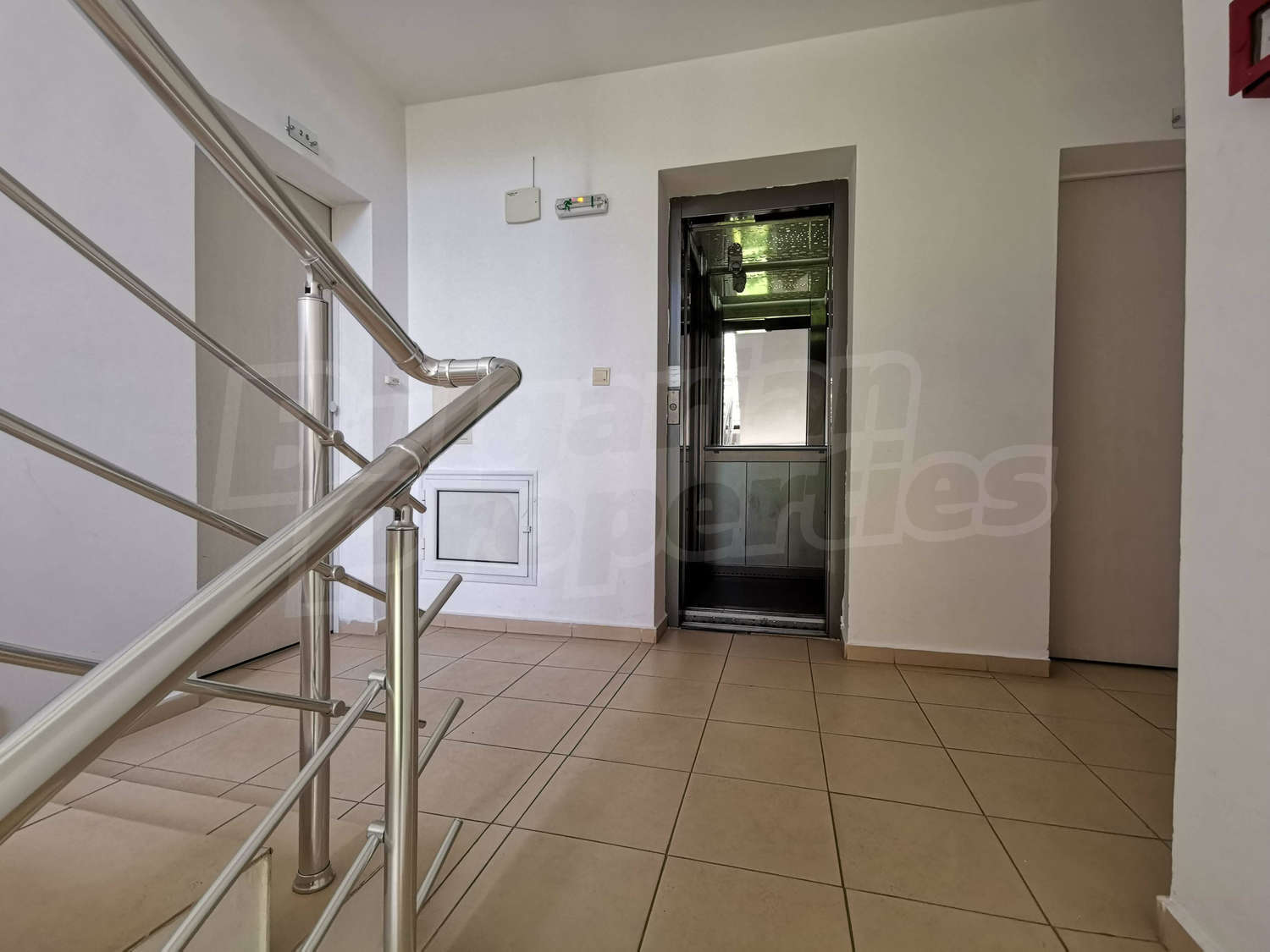 Gallery Picture 19