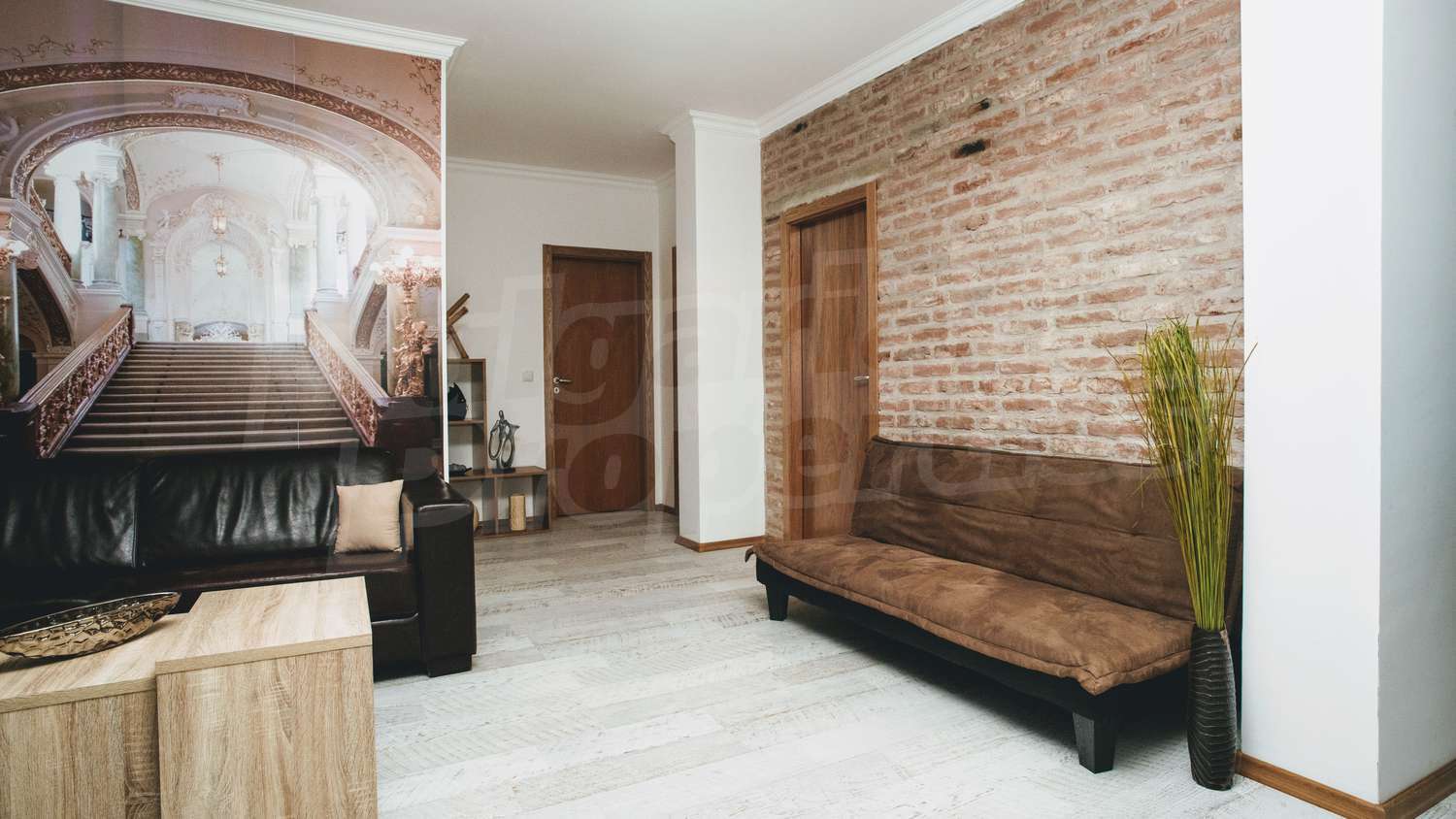 Gallery Picture 7