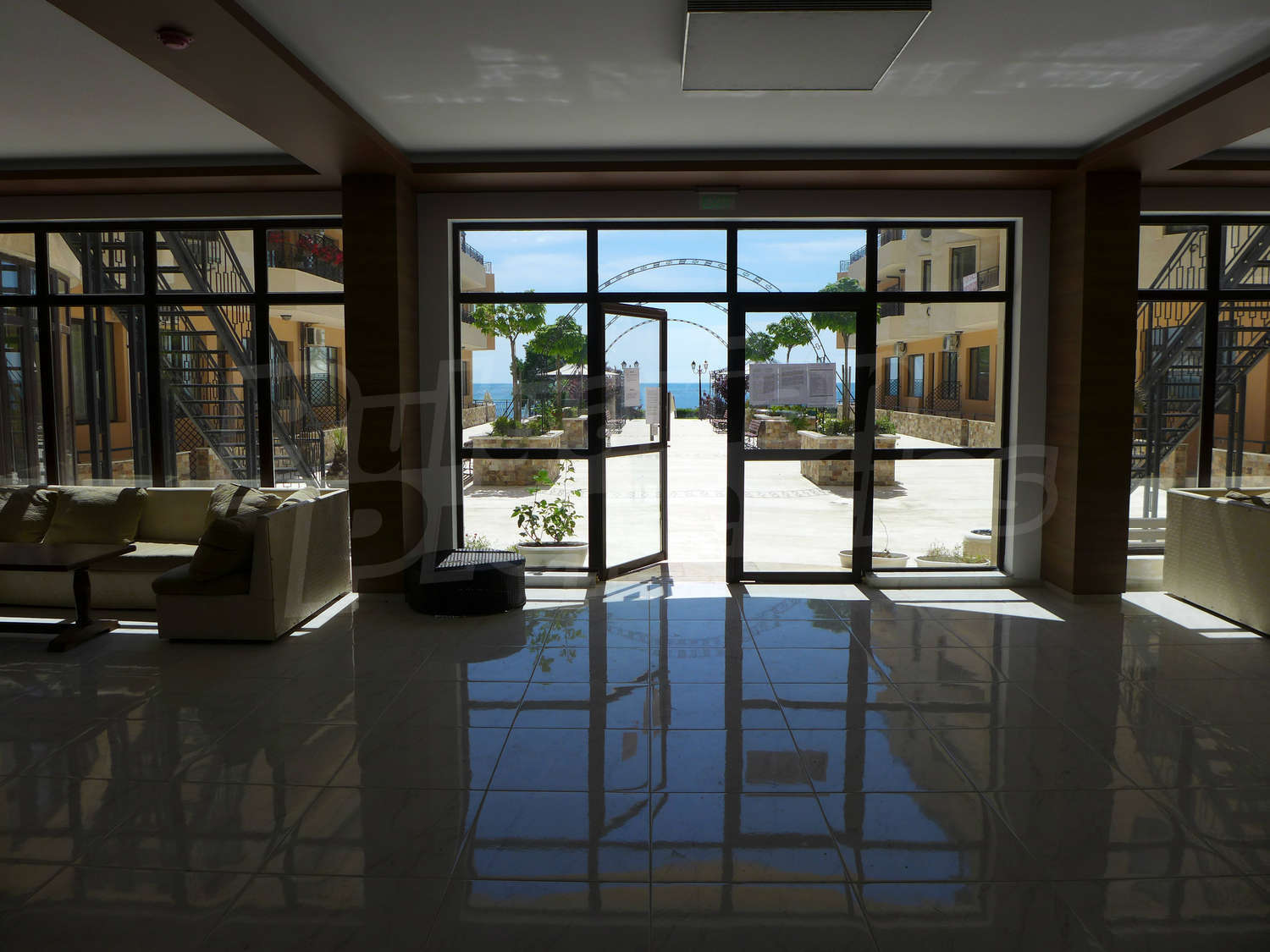 Gallery Picture 17