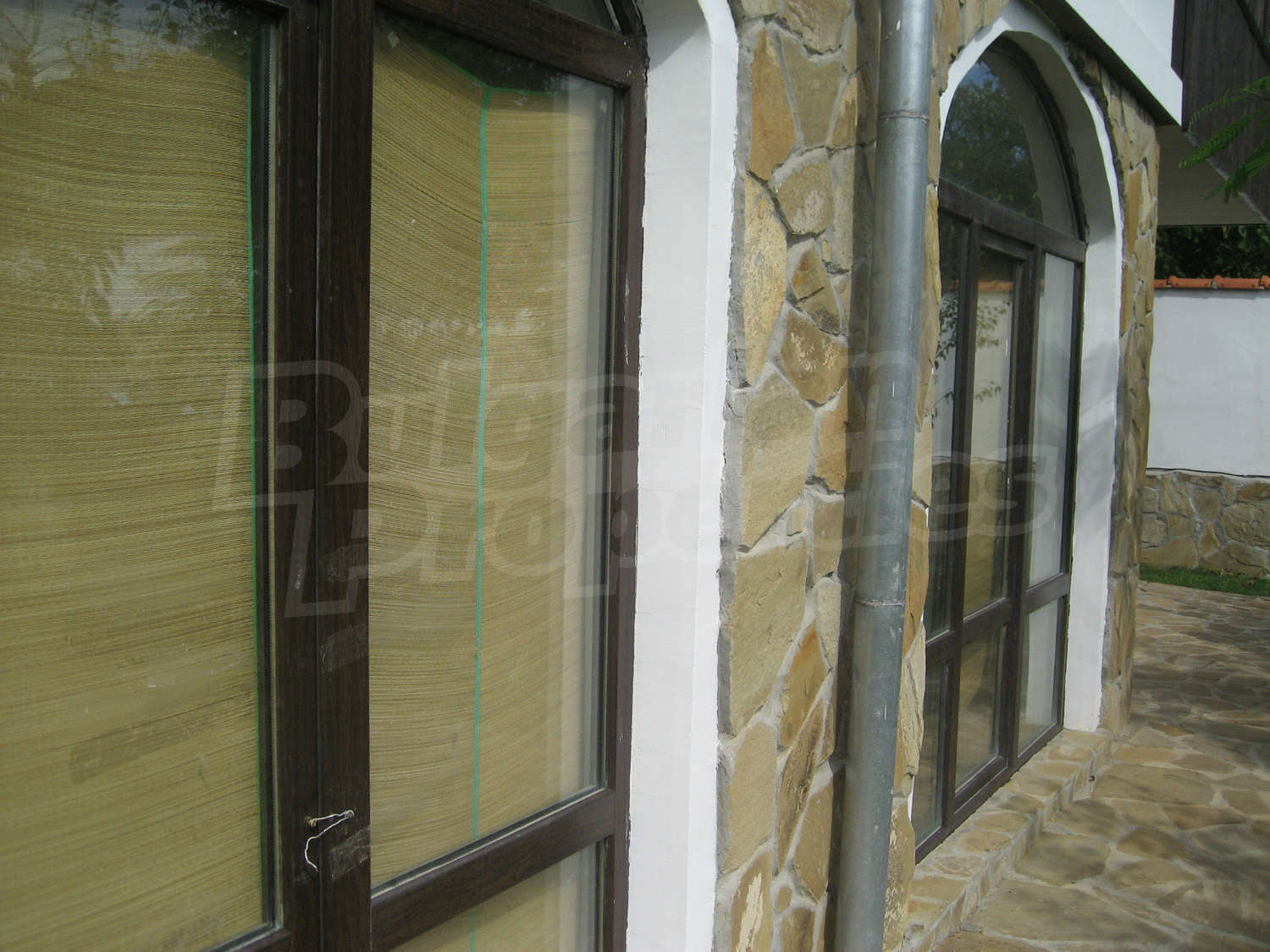 Gallery Picture 14