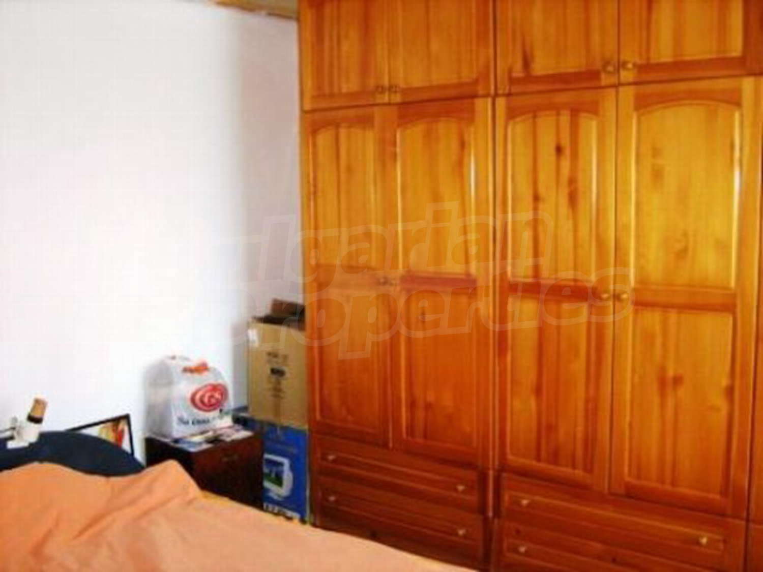 Gallery Picture 5