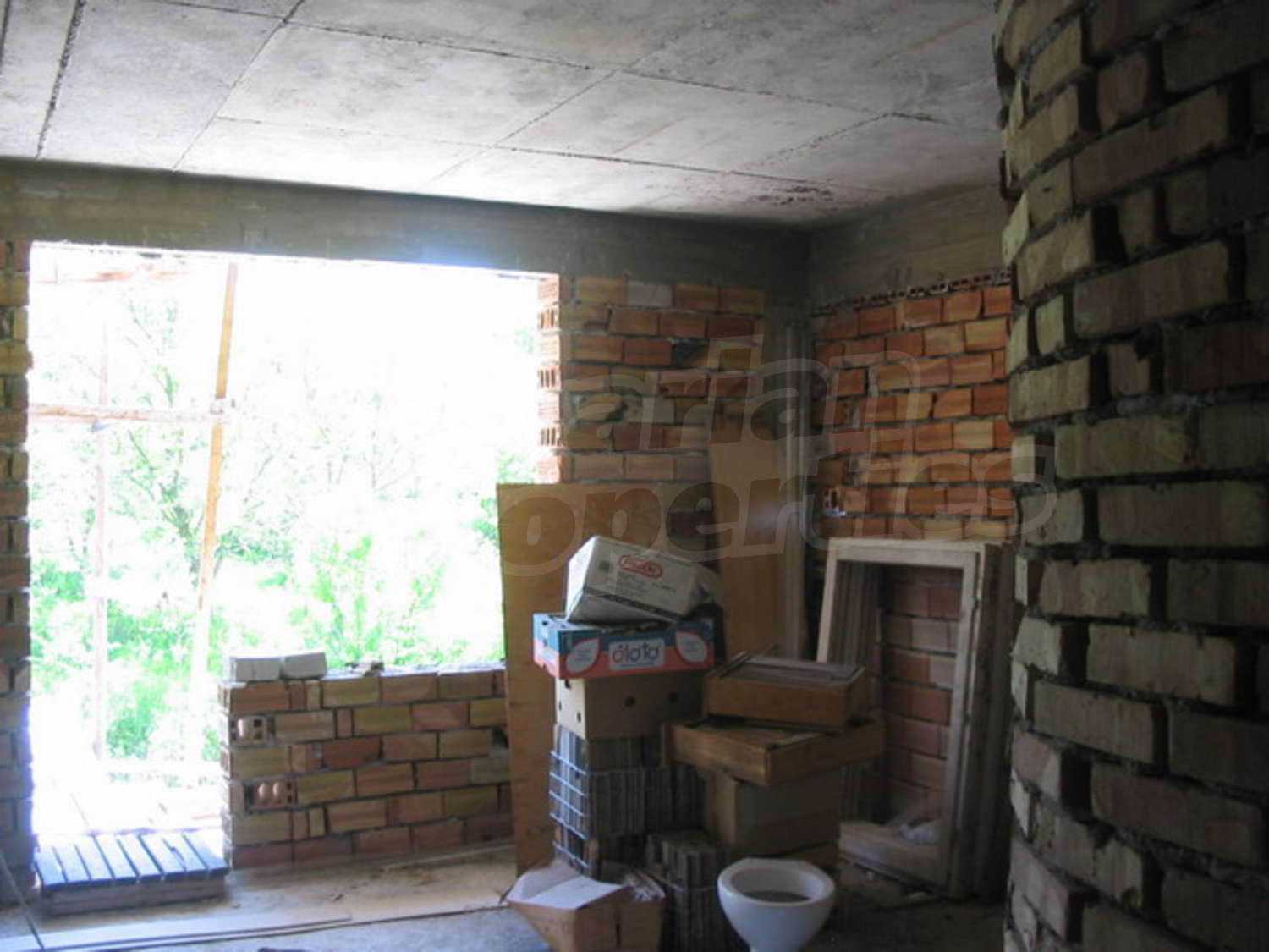 Gallery Picture 8