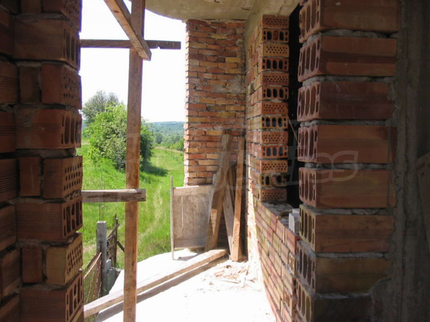 Gallery Picture 9