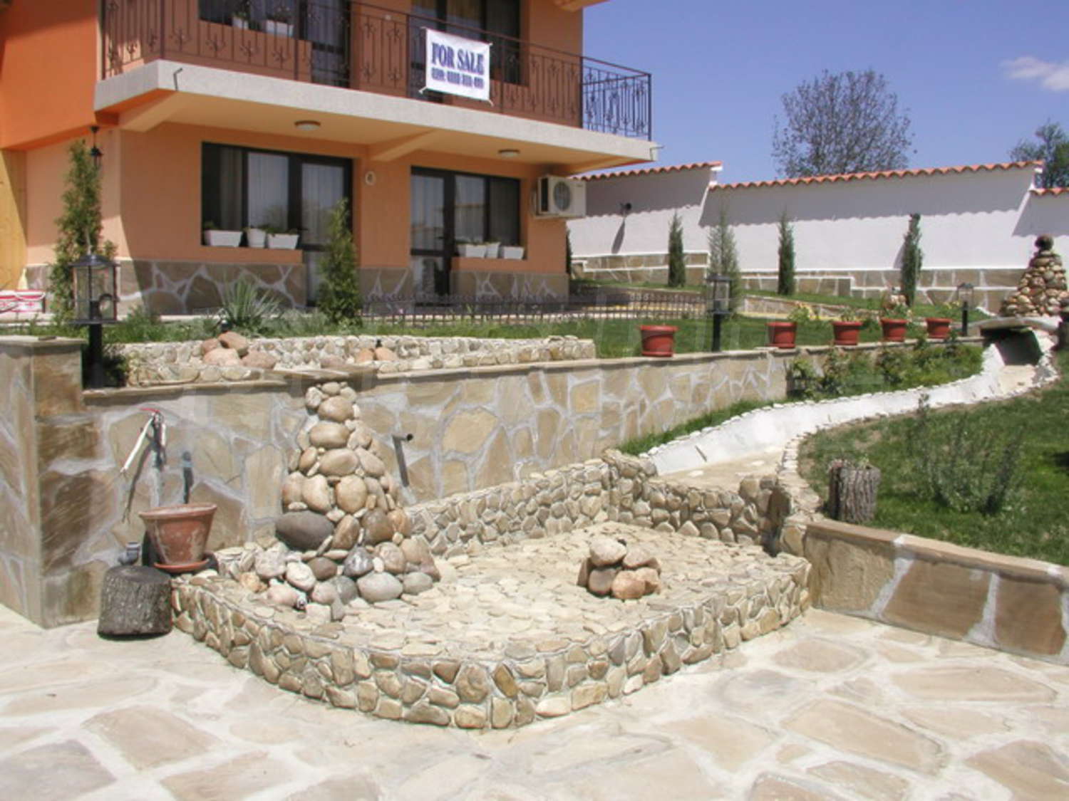 Gallery Picture 31