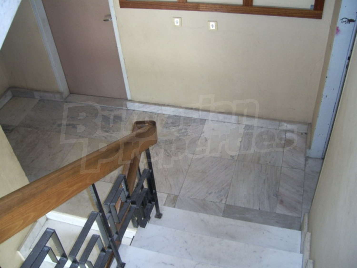 Gallery Picture 24
