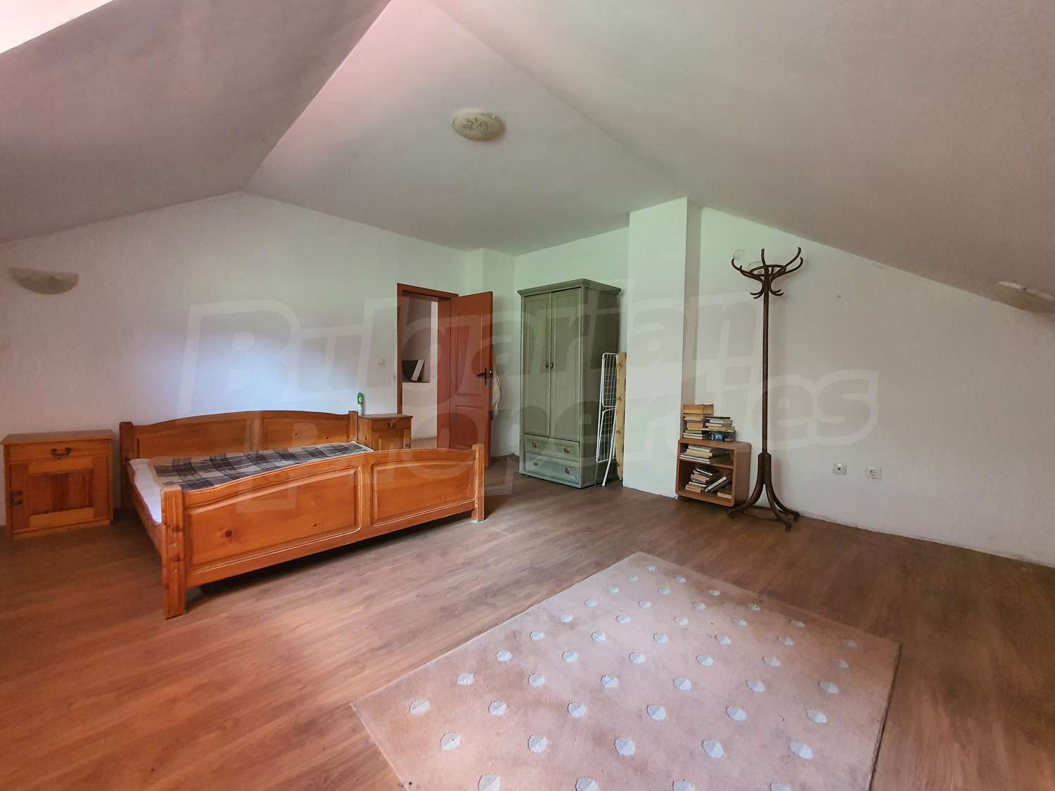 Gallery Picture 16