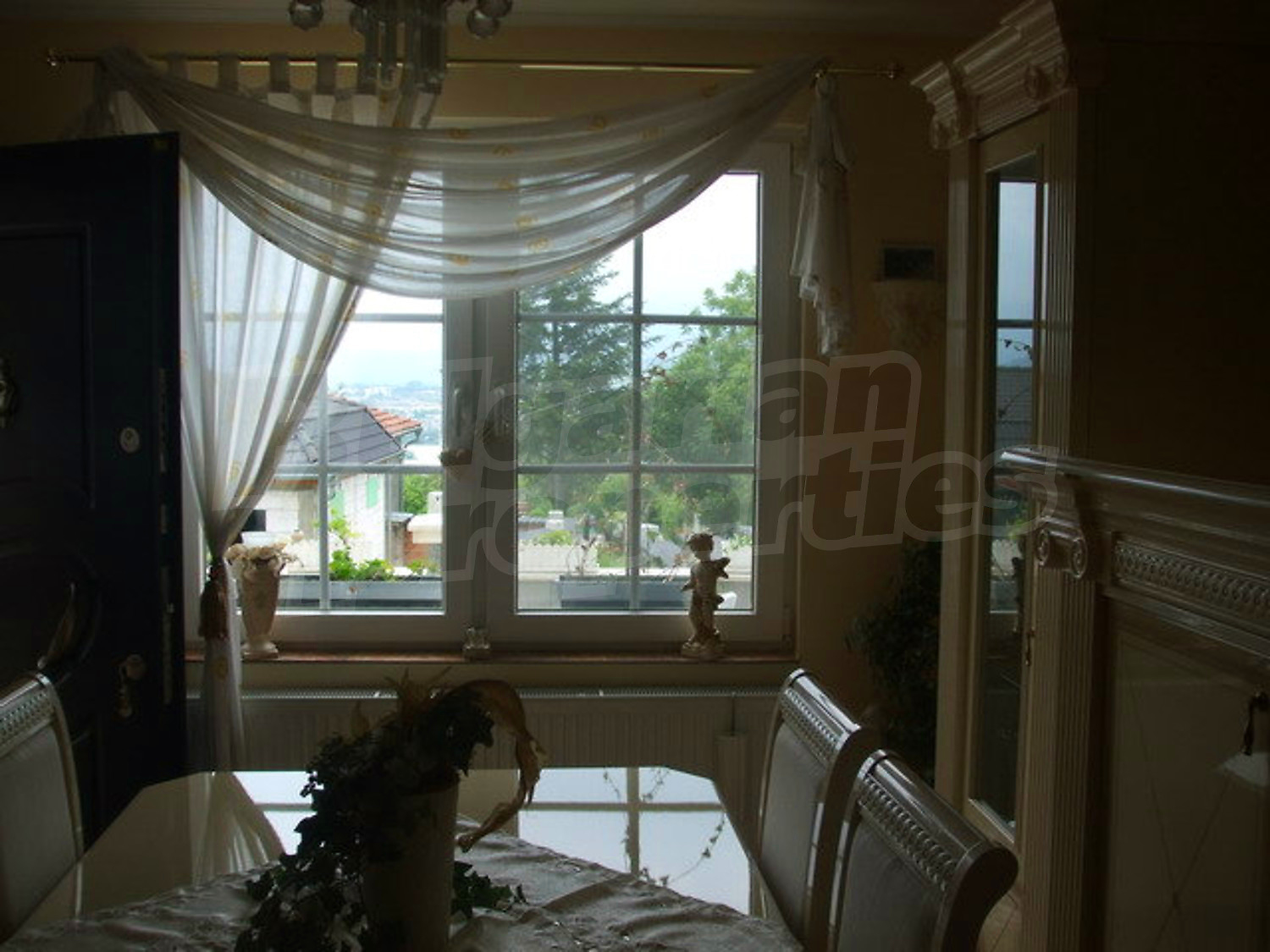 Gallery Picture 6