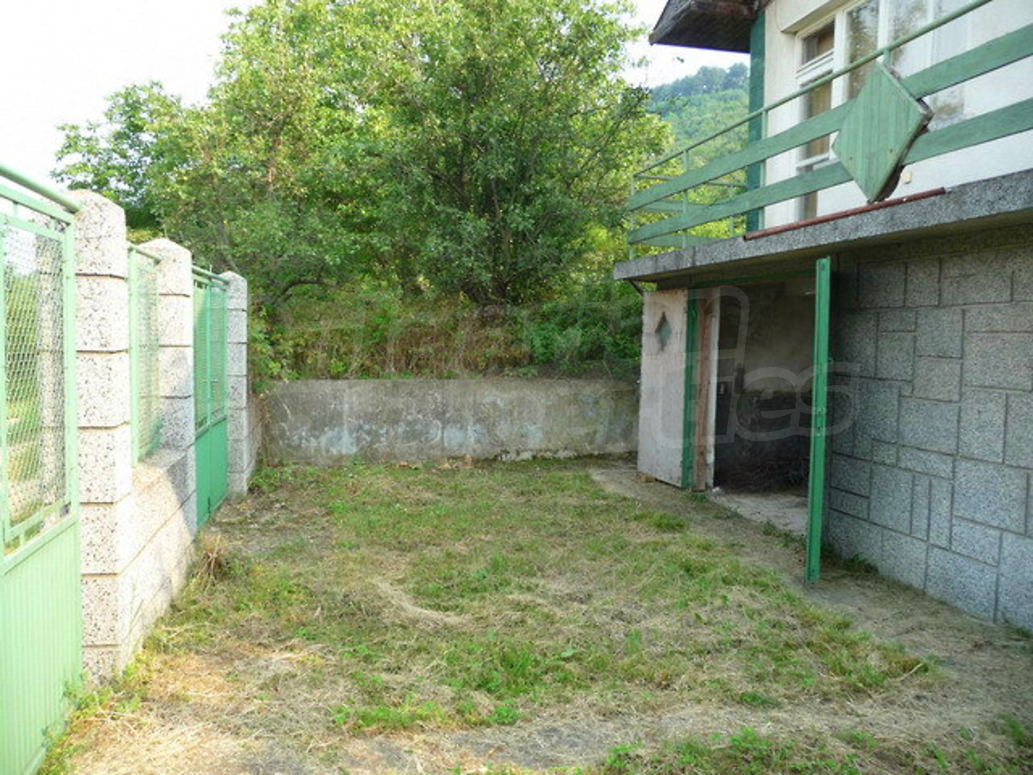 Gallery Picture 9
