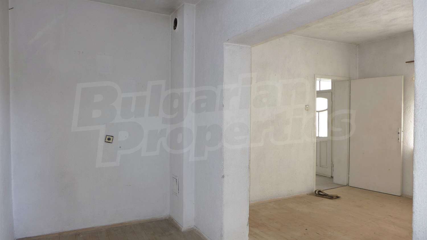 Gallery Picture 12