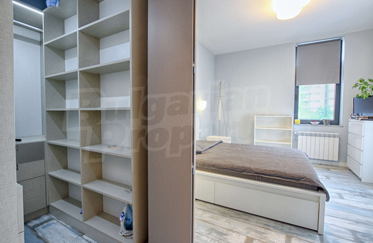 Gallery Picture 8
