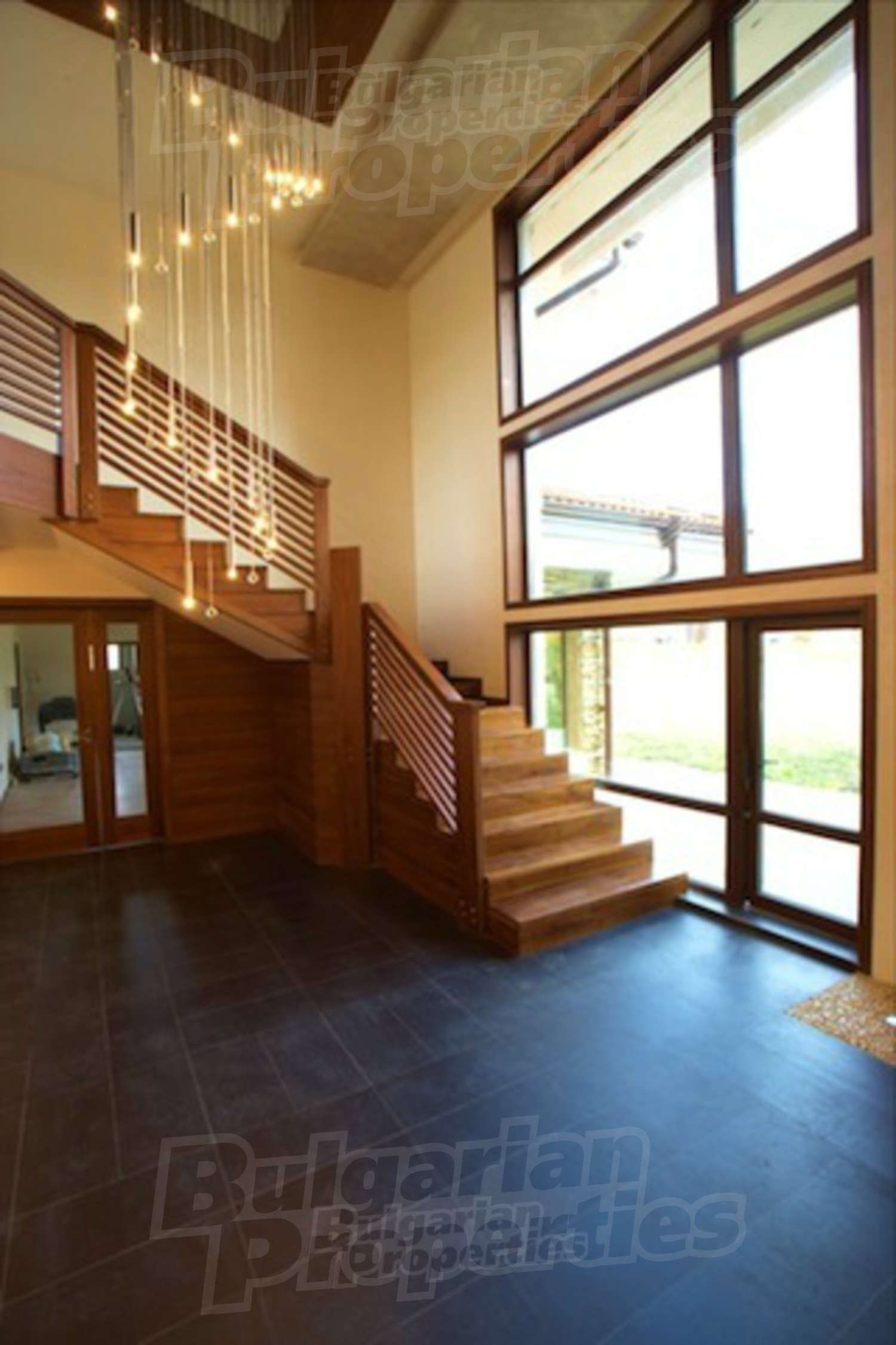 Gallery Picture 13