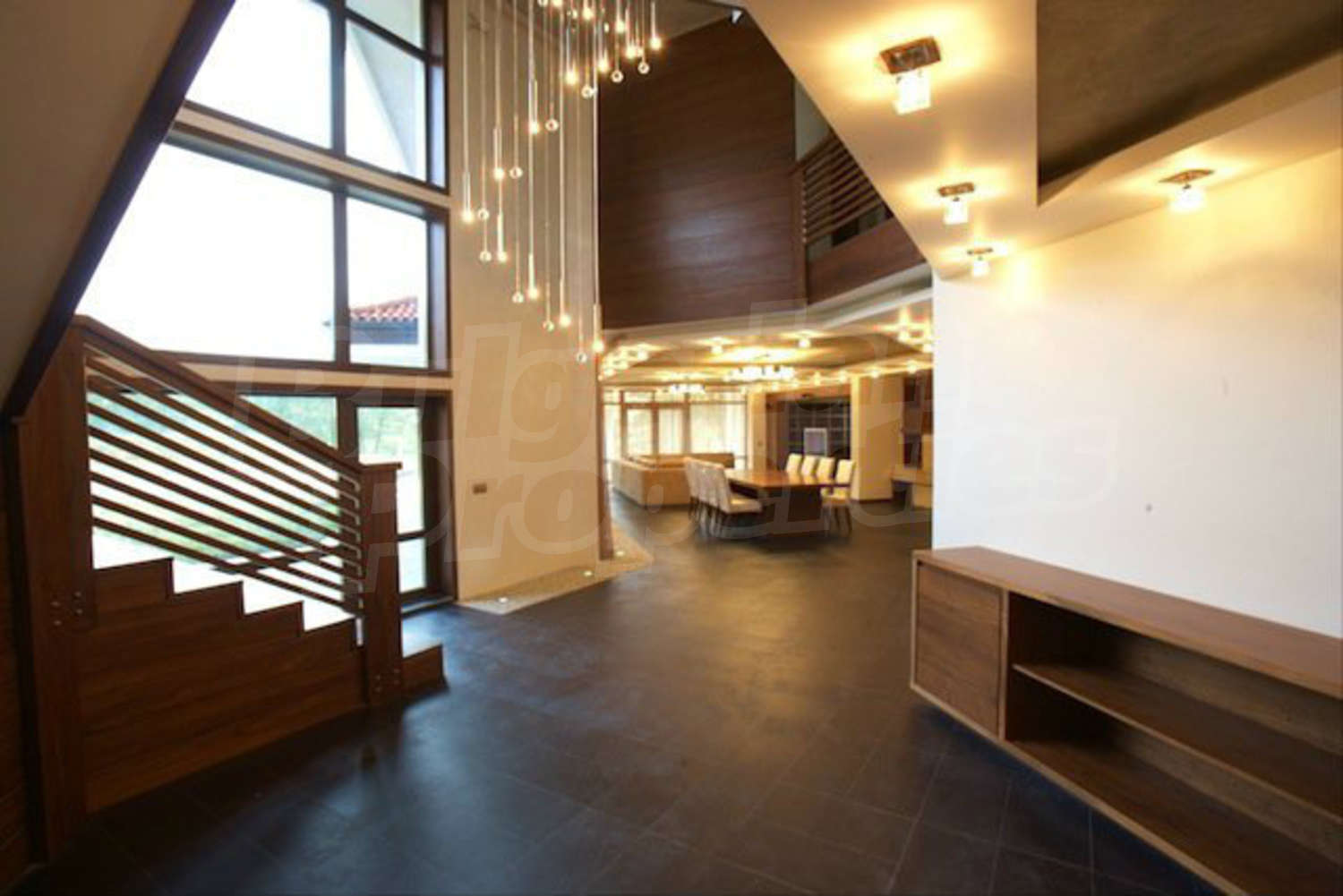 Gallery Picture 14