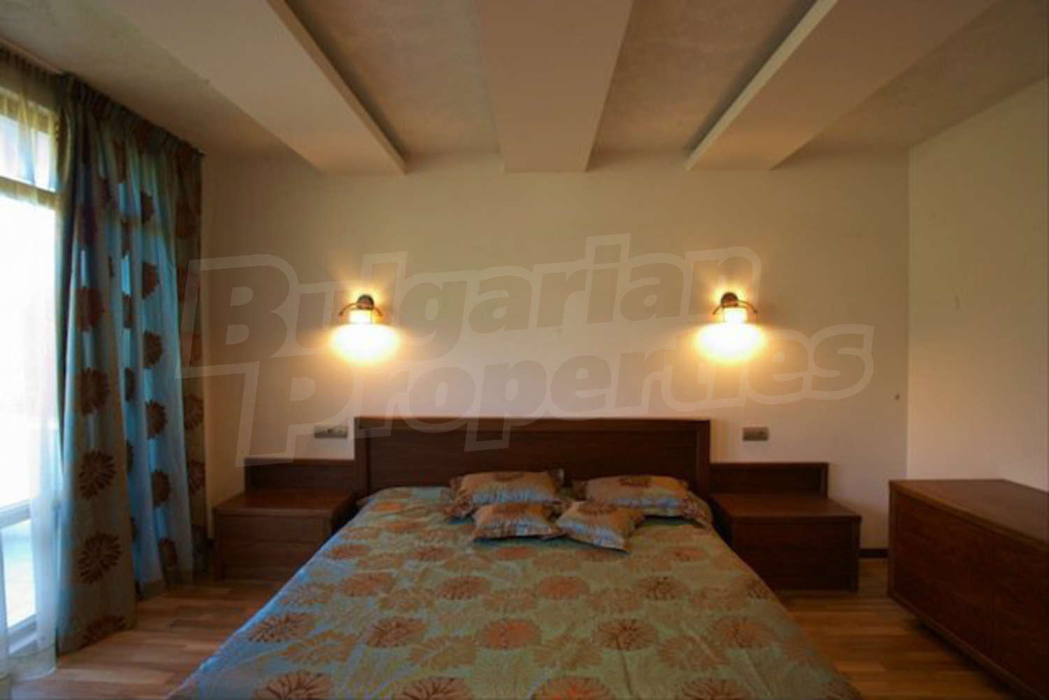 Gallery Picture 27