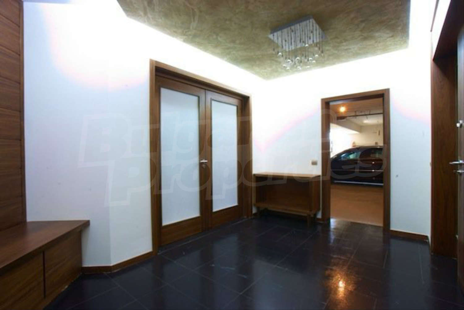 Gallery Picture 6