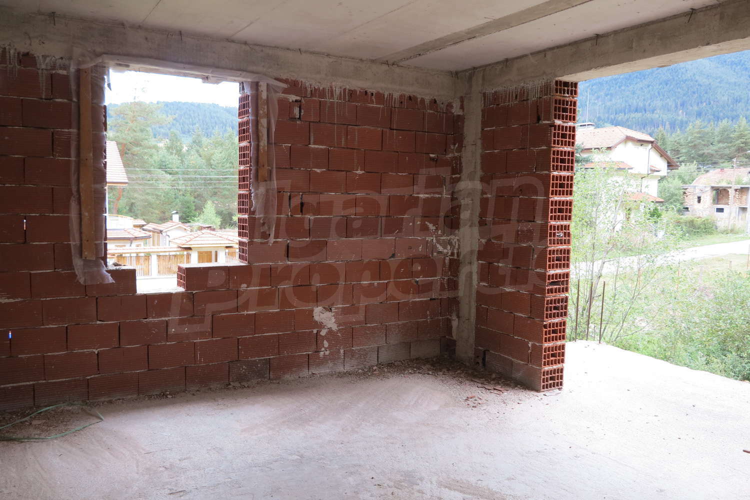 Gallery Picture 16