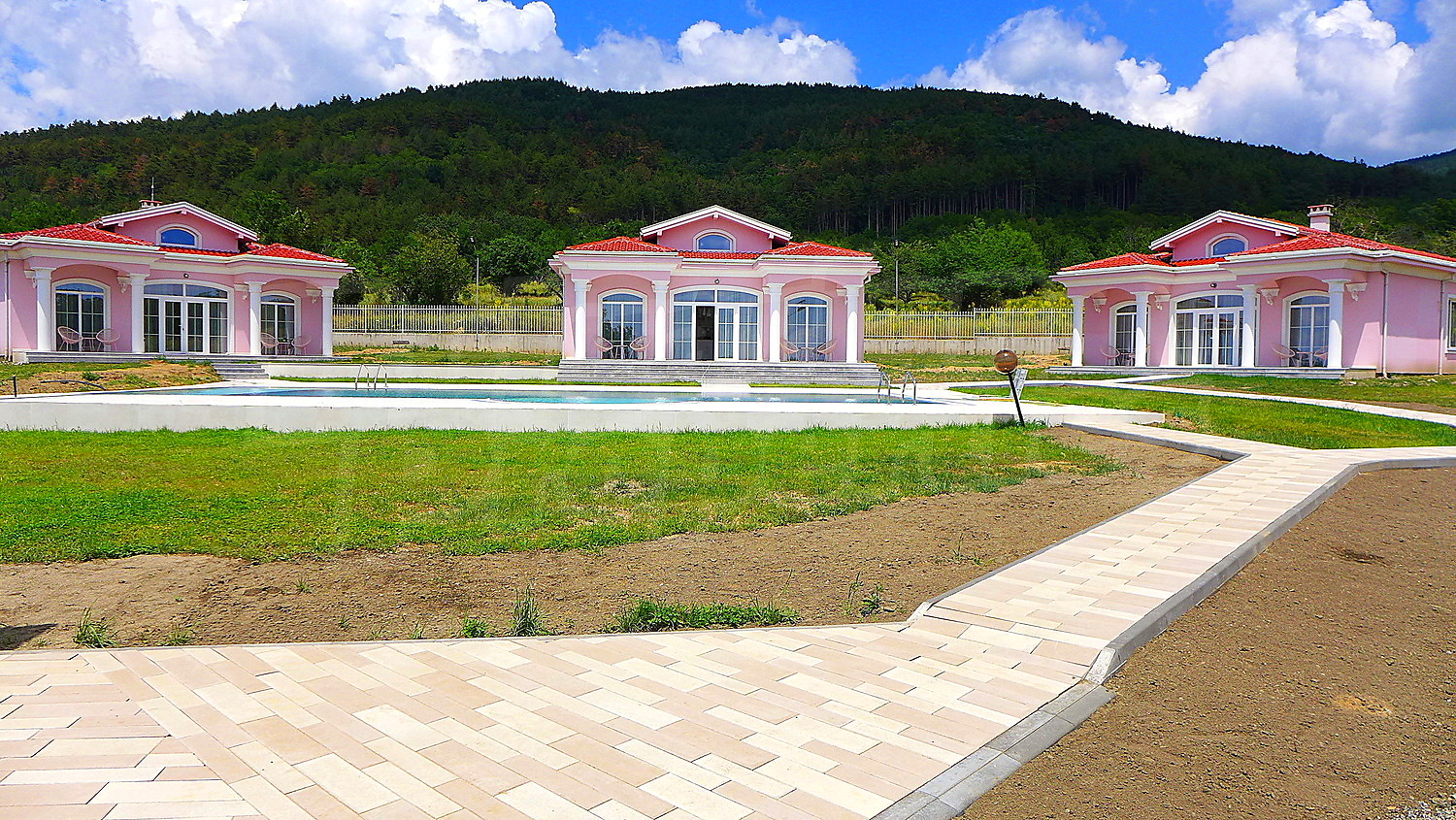 House for sale near Stara Zagora, Bulgaria. Newly built complex of