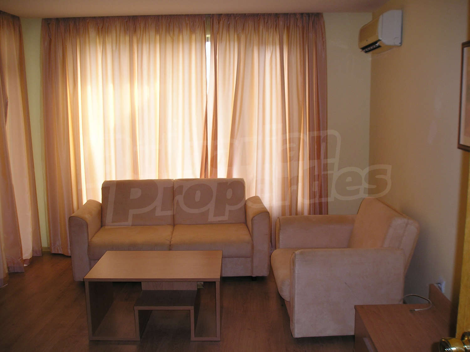 Gallery Picture 3