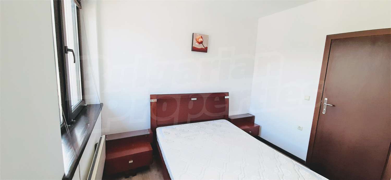 Gallery Picture 7