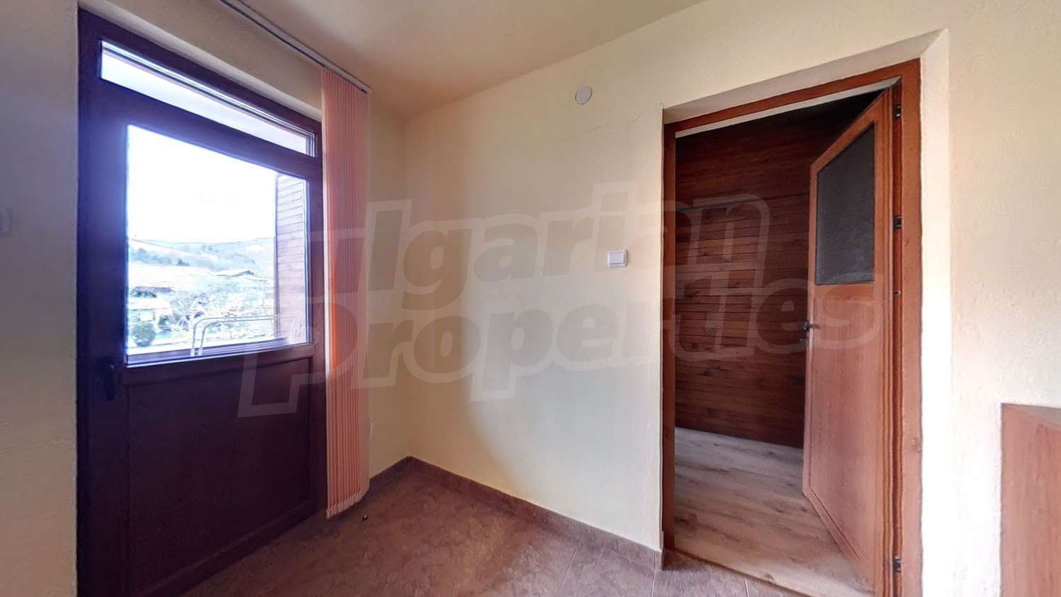 Gallery Picture 42