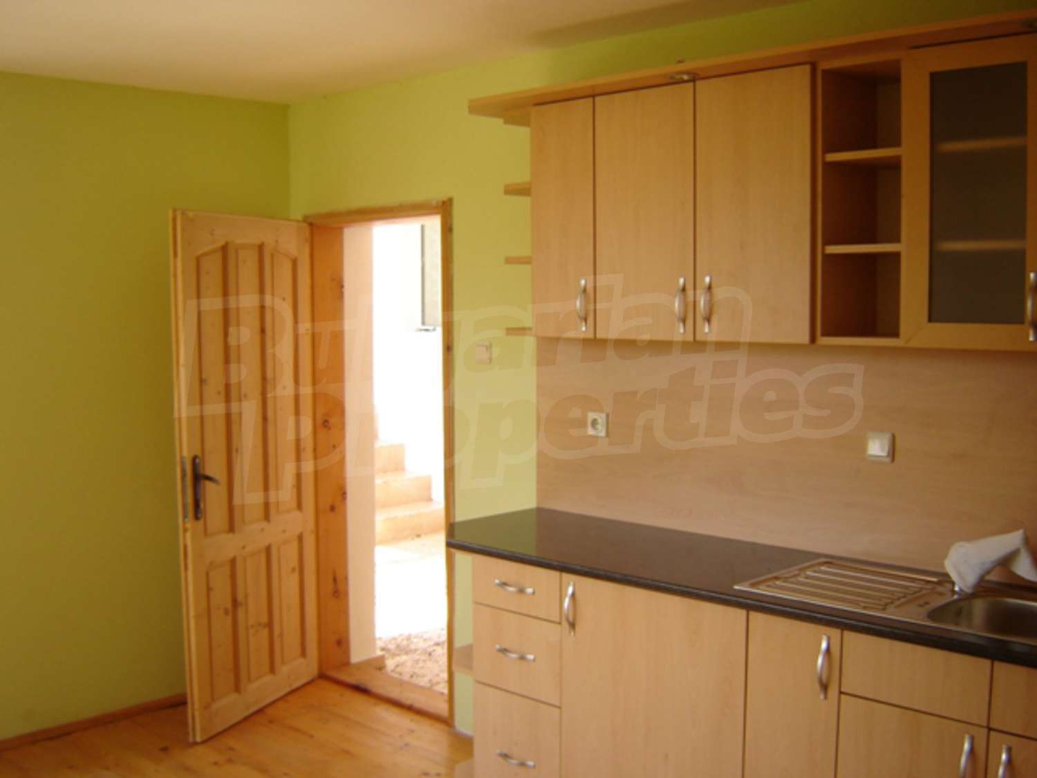 Gallery Picture 9