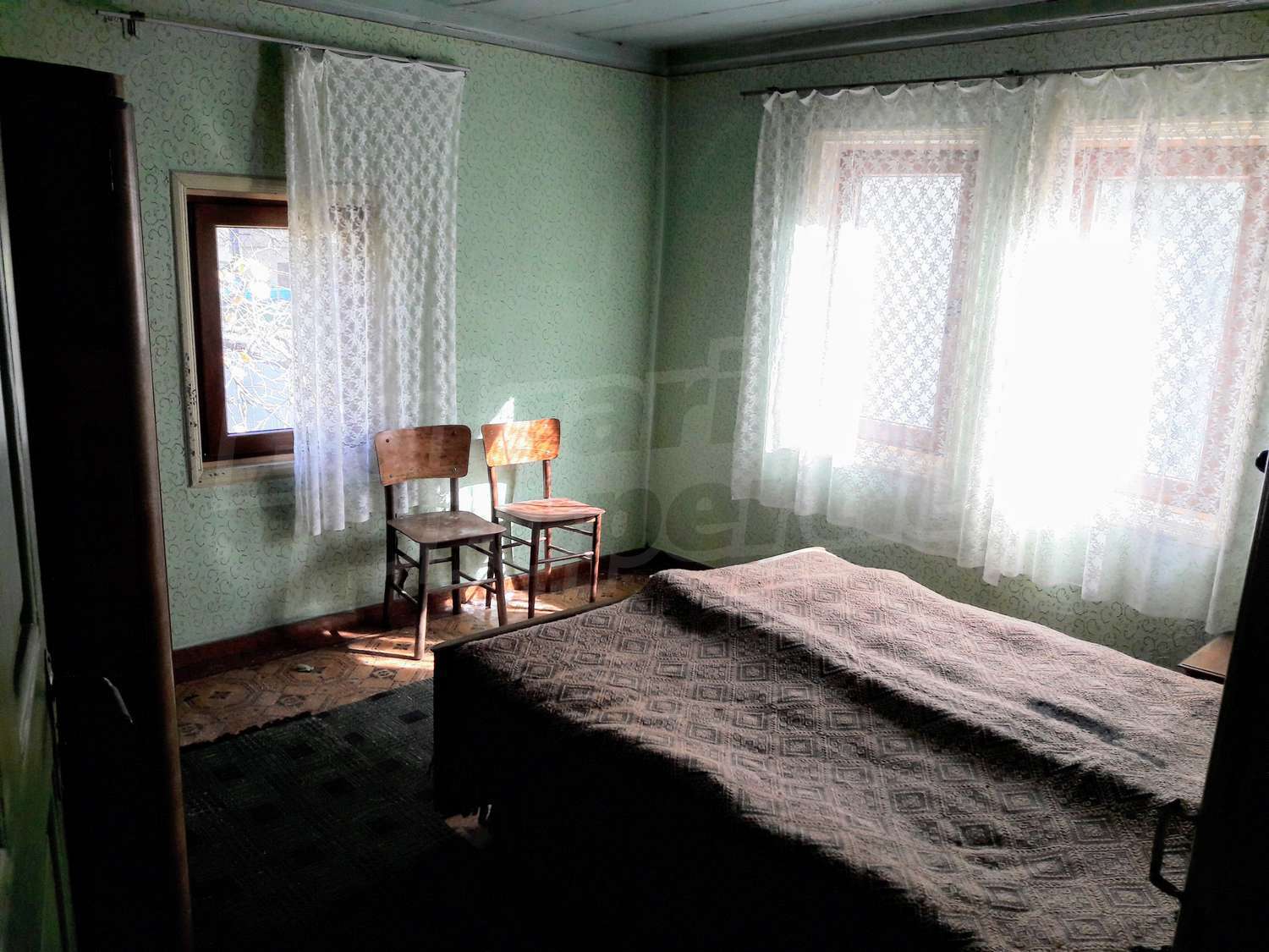 Gallery Picture 9
