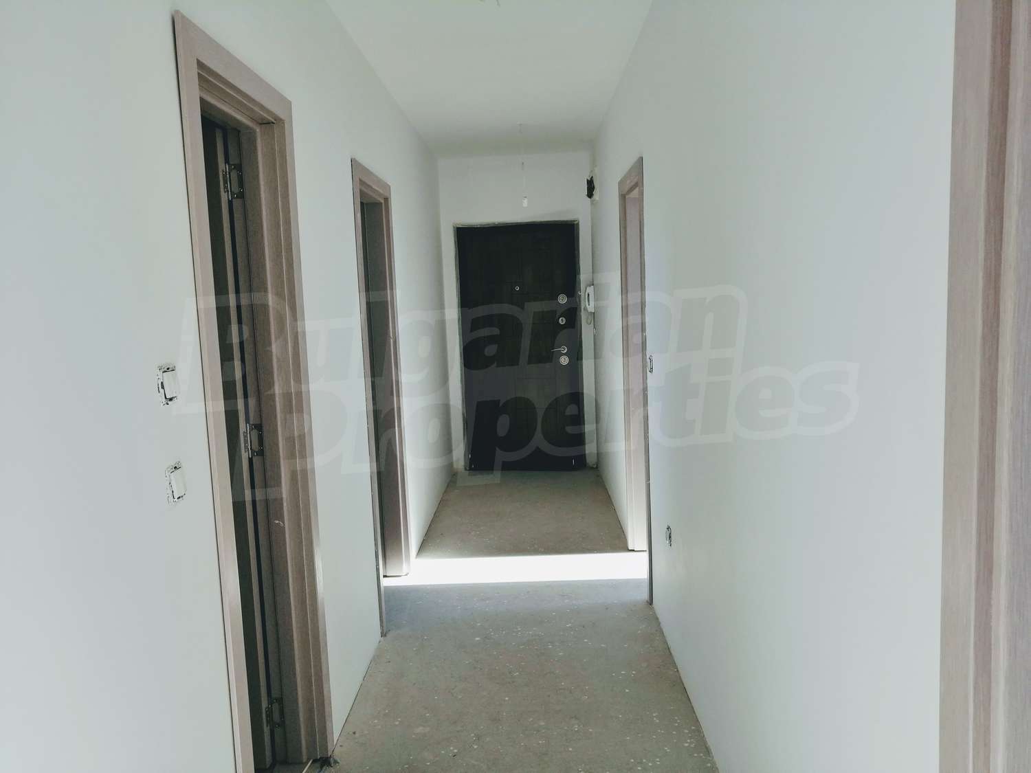 Gallery Picture 12
