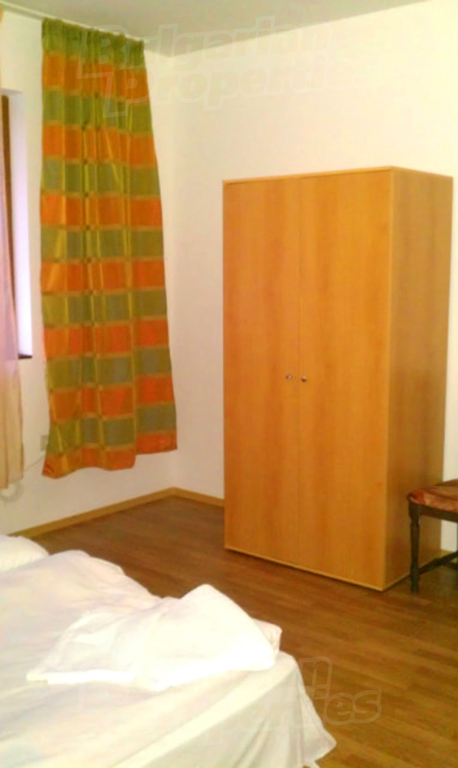 Gallery Picture 10