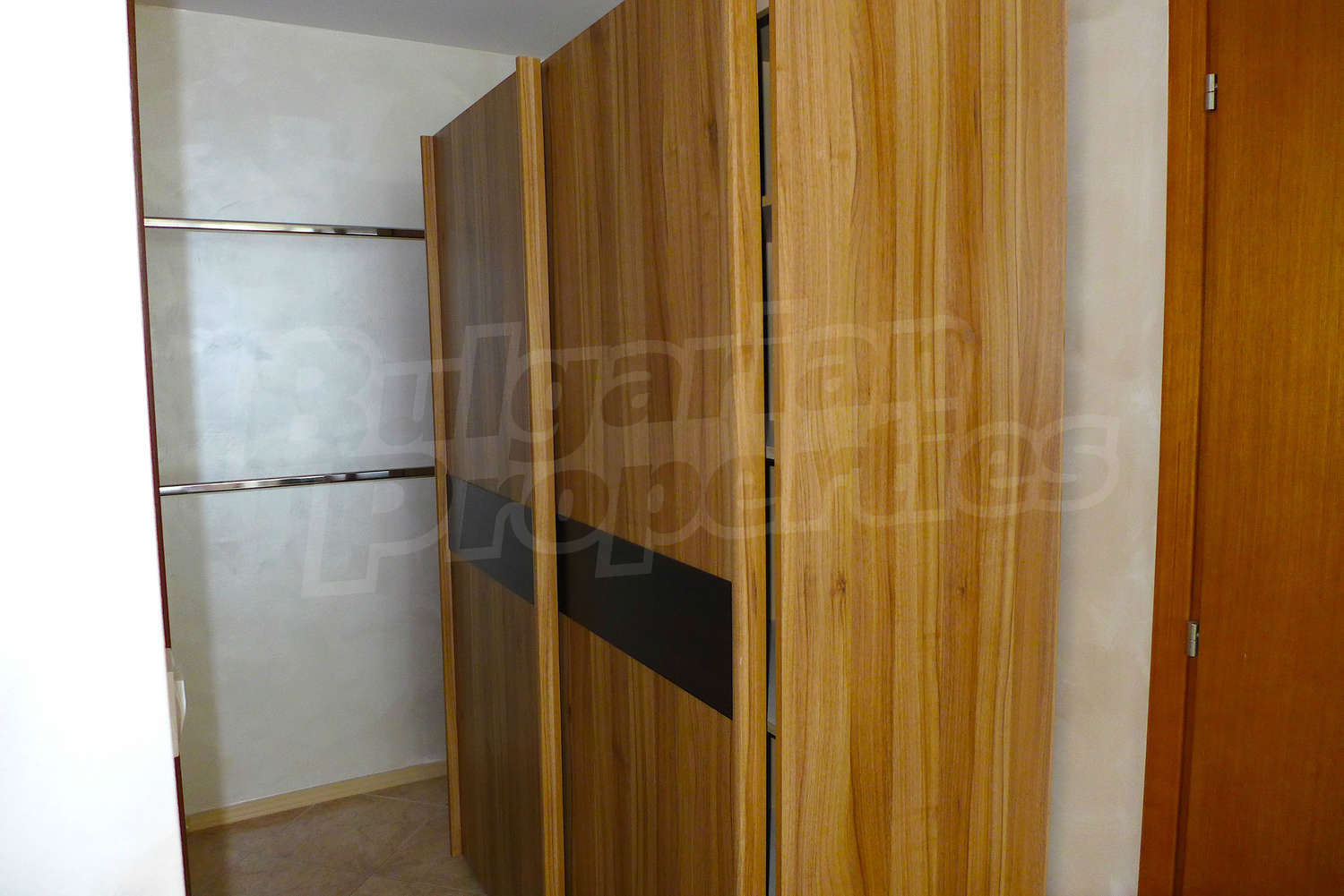 Gallery Picture 34
