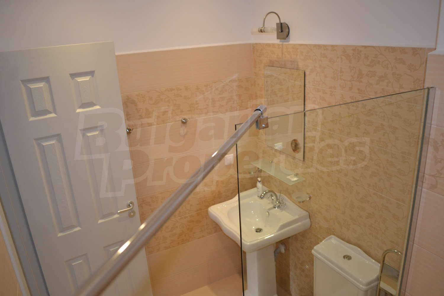 Gallery Picture 25