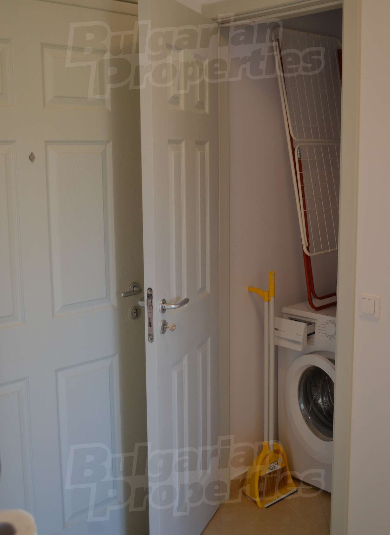 Gallery Picture 27