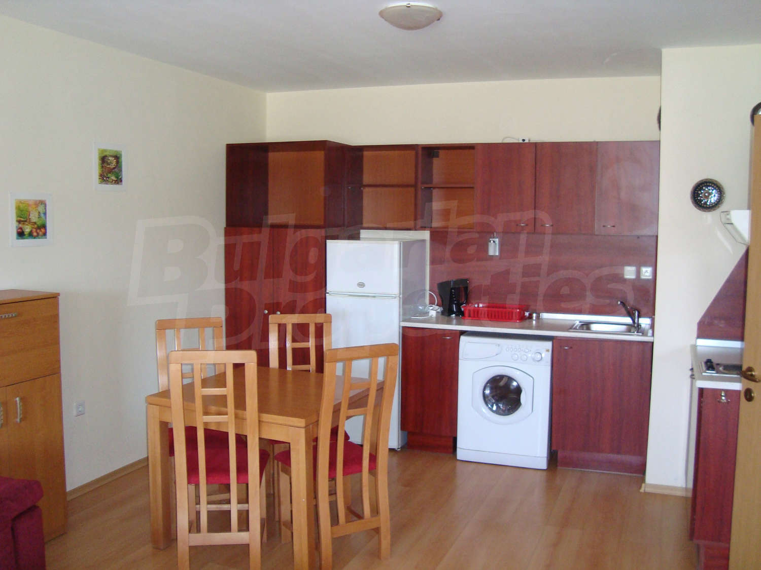 Gallery Picture 2