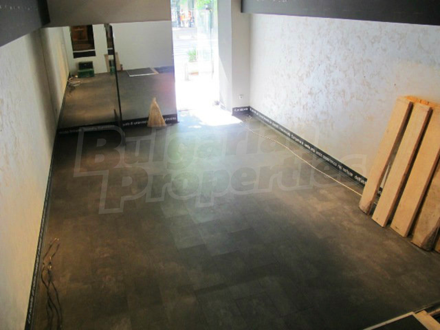 Gallery Picture 8