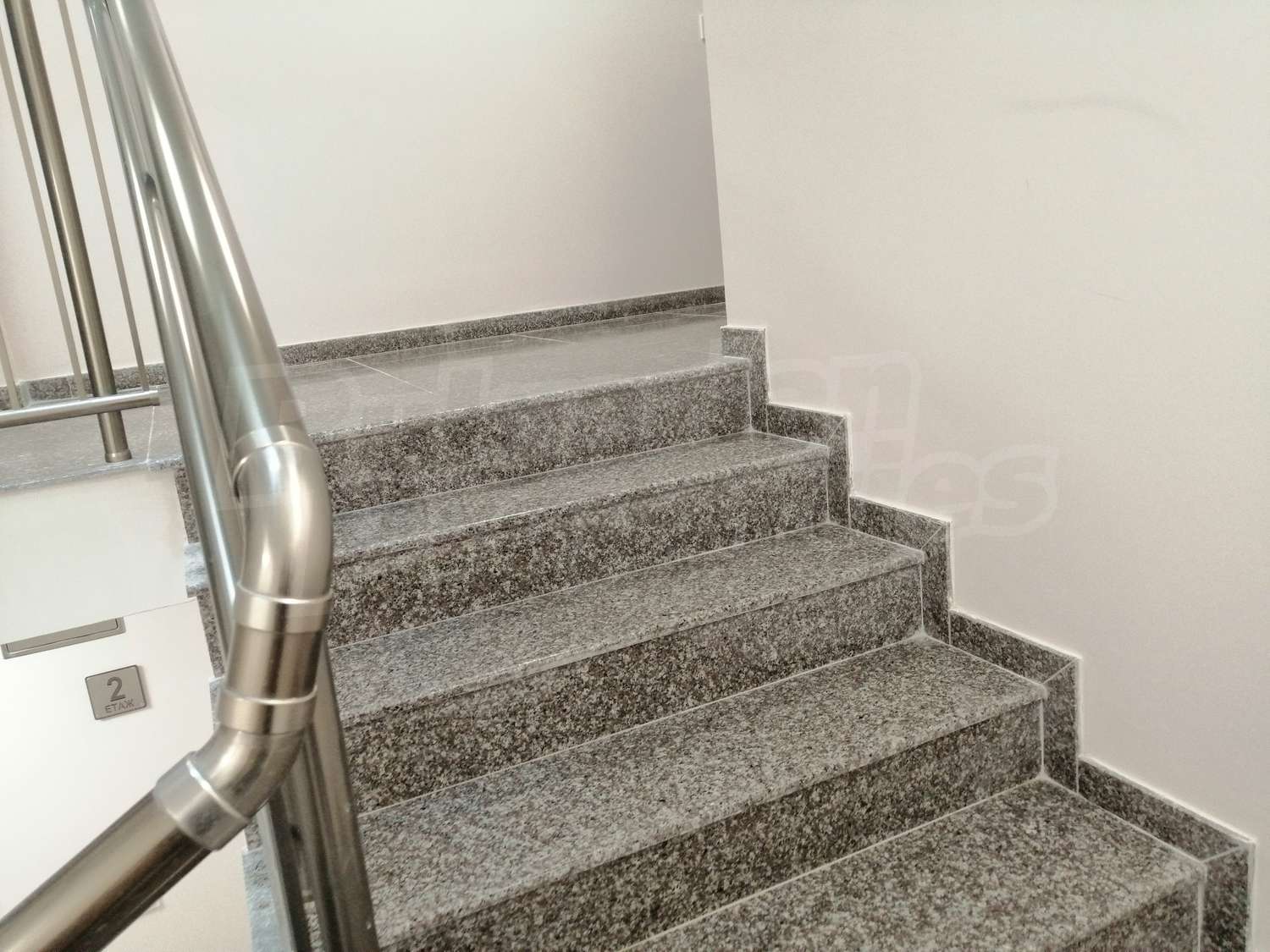 Gallery Picture 10