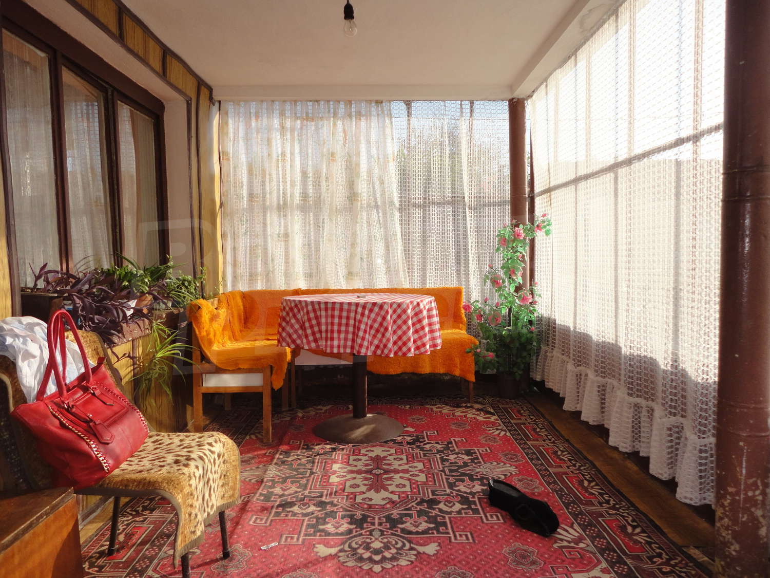 Gallery Picture 6