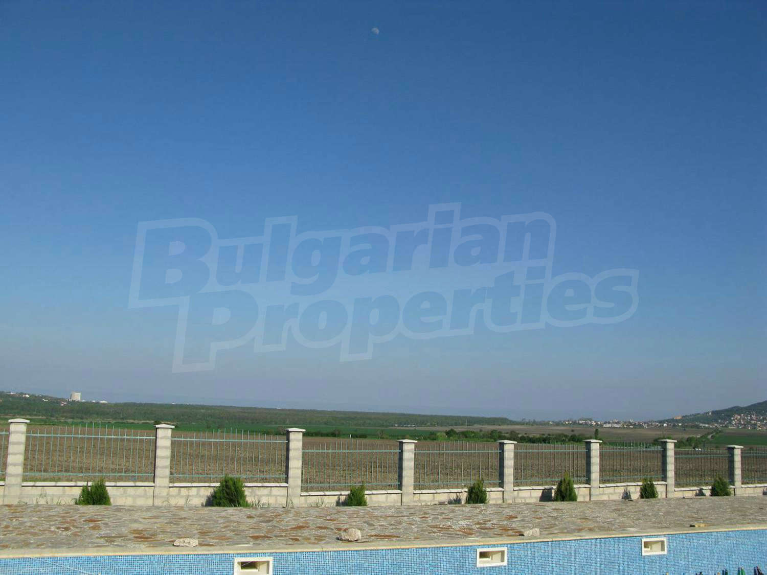 Gallery Picture 8