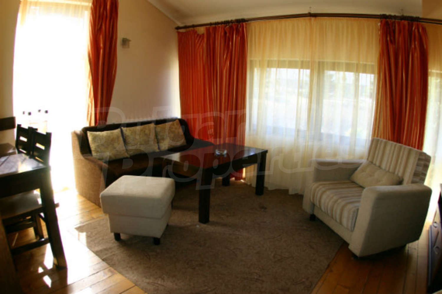 Gallery Picture 10