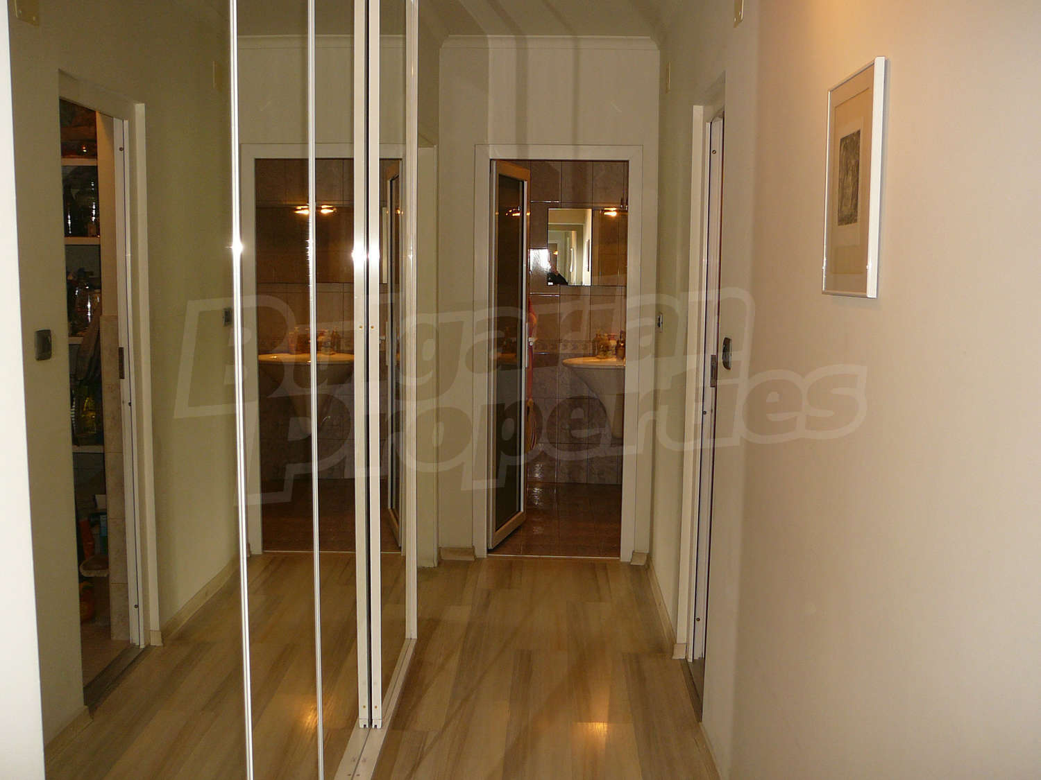 Gallery Picture 10