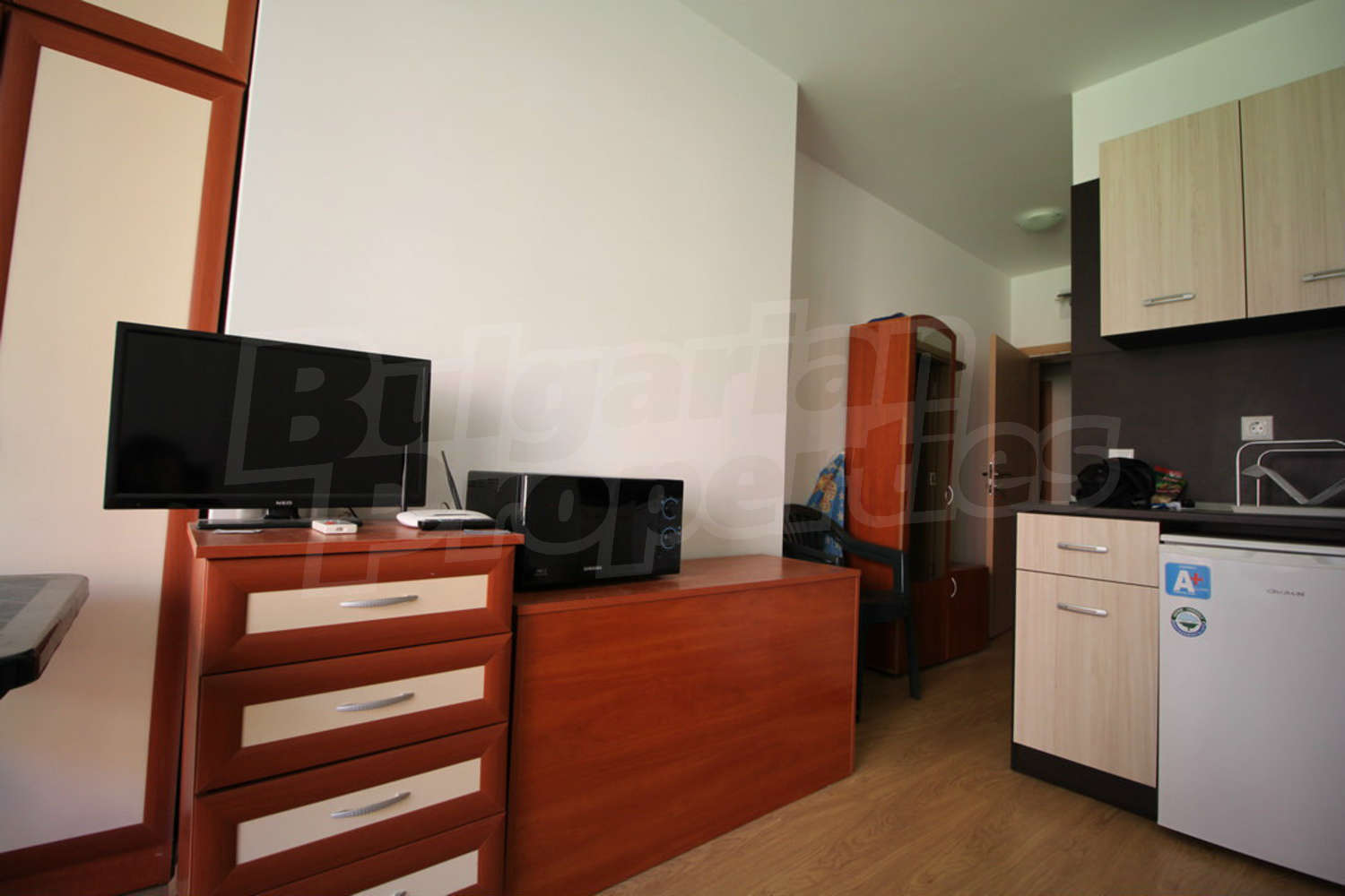 Gallery Picture 7