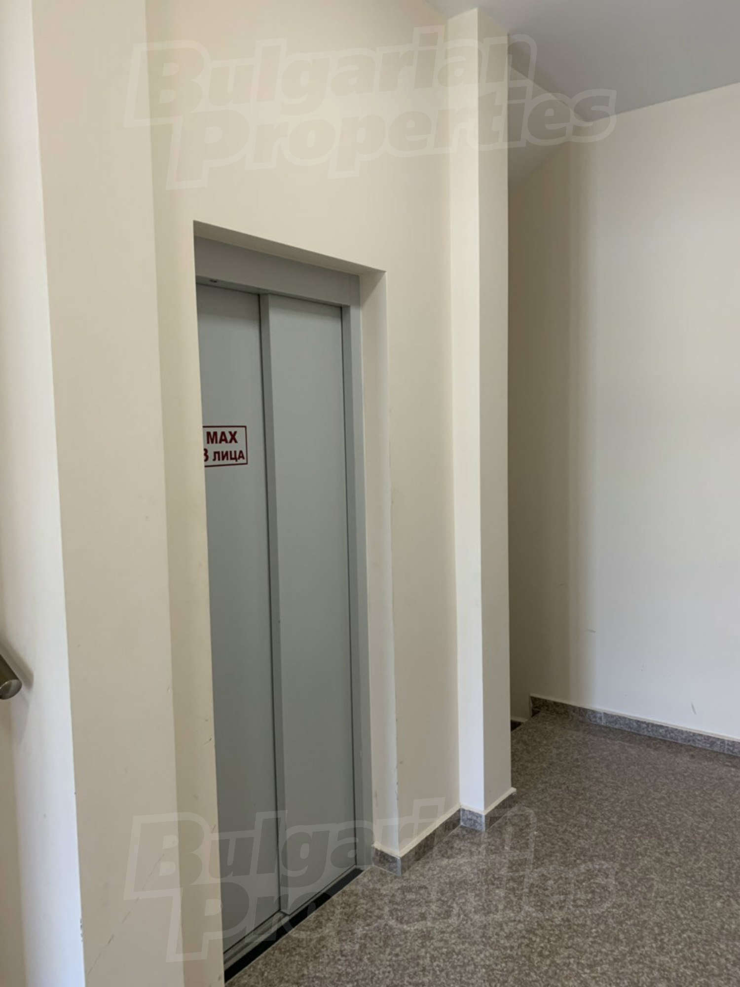 Gallery Picture 12