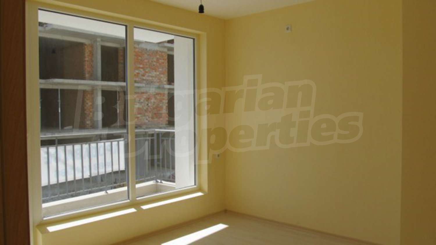 Gallery Picture 10