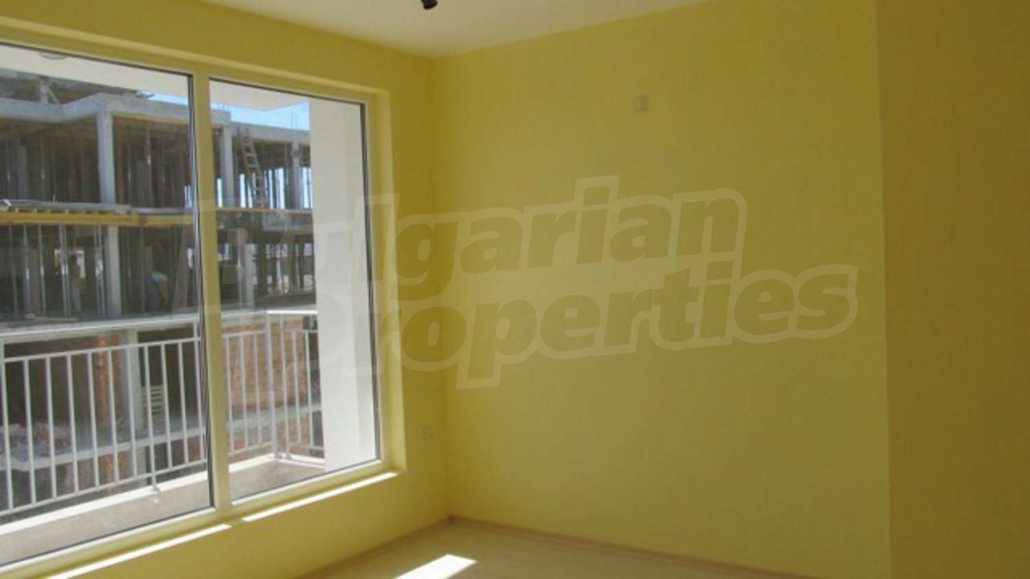 Gallery Picture 13