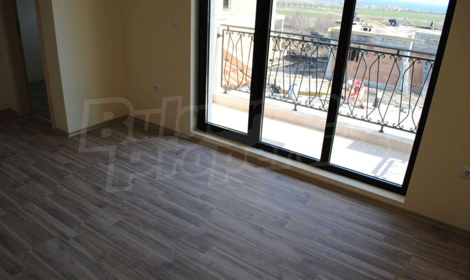Gallery Picture 15
