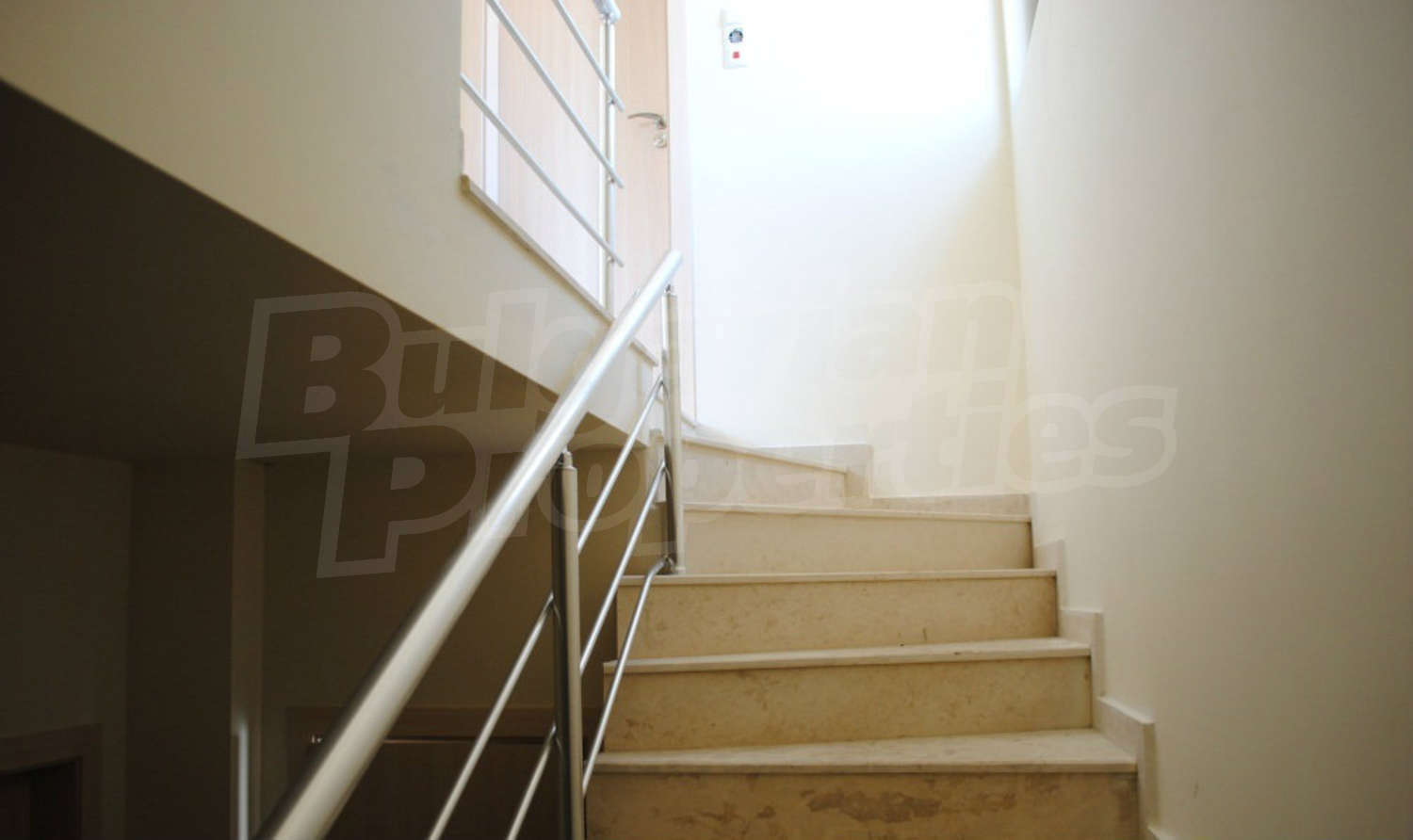 Gallery Picture 20