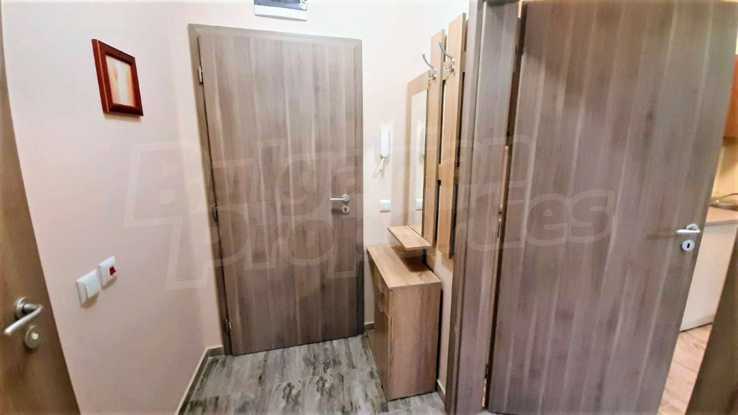 Gallery Picture 10