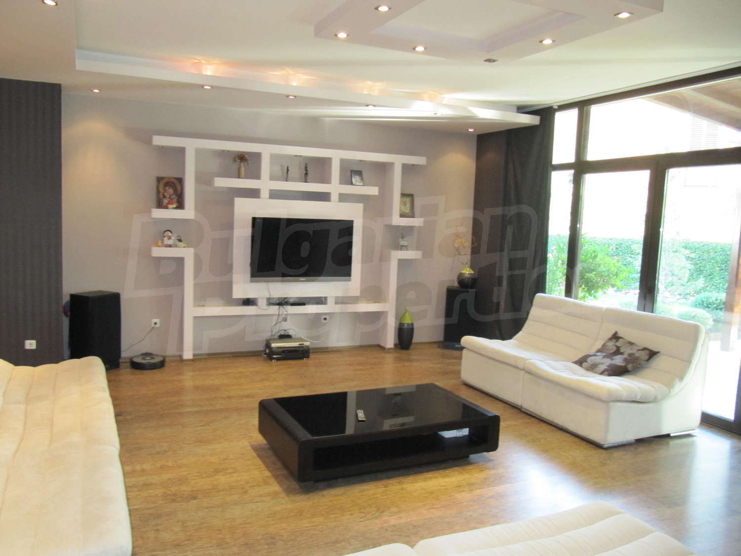 Gallery Picture 6
